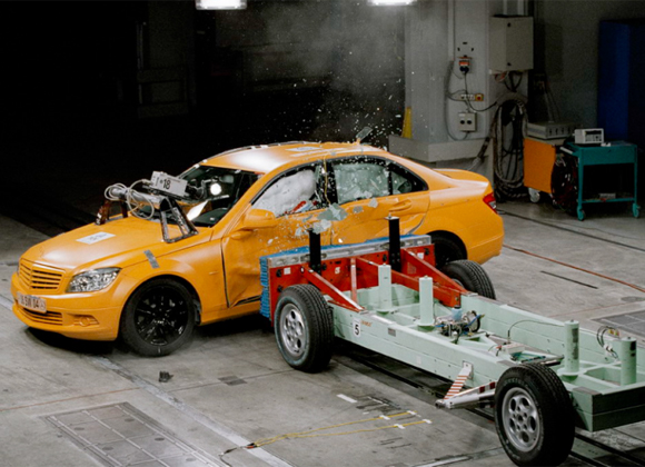 ��ײ����