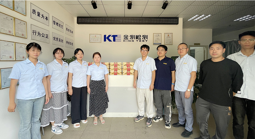 ����ڸ������ź�Ӱ